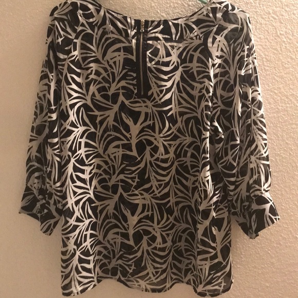 Worthington Black and White semi-Sheer Blouse - Picture 5 of 5
